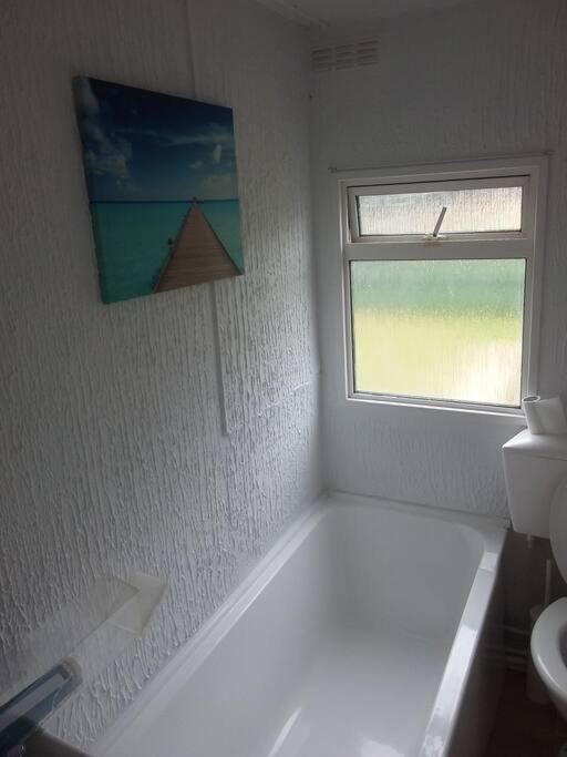Rockets'S Retreat Villa Bursledon Bagian luar foto